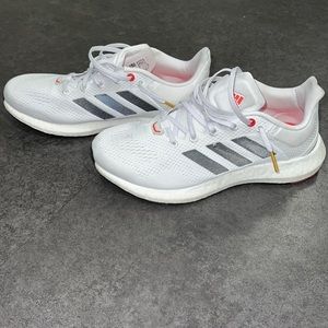 Men’s size 9 Adidas PrimeGreen sneakers